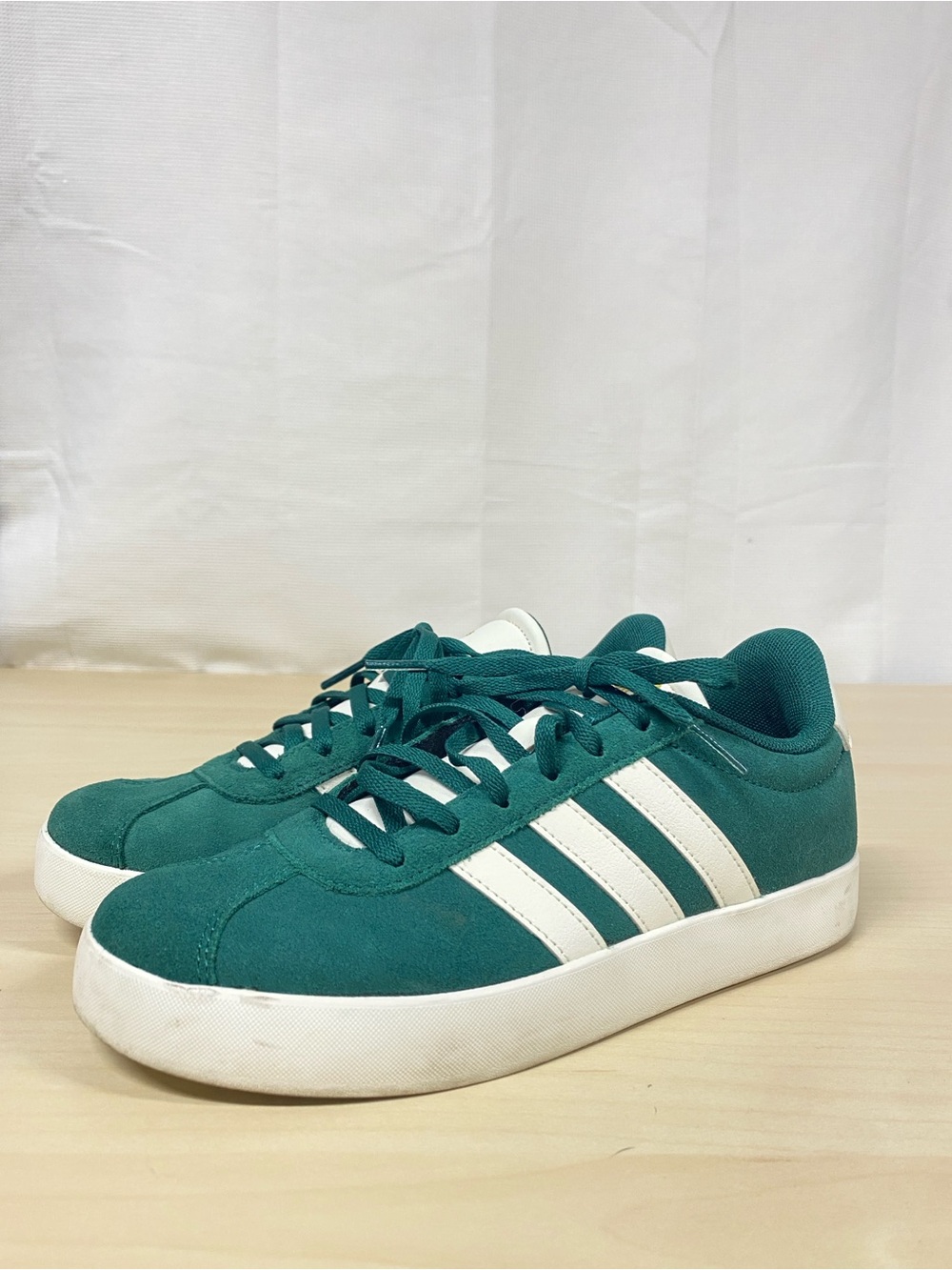 Adidas Green Suede Sneakers Women’s Size 5 White Stripe Casual Shoes
